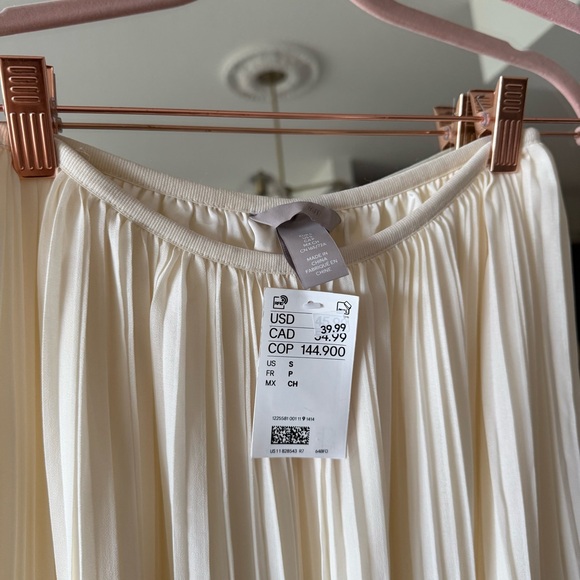 H&M Midi/Maxi Skirt - Picture 4 of 5